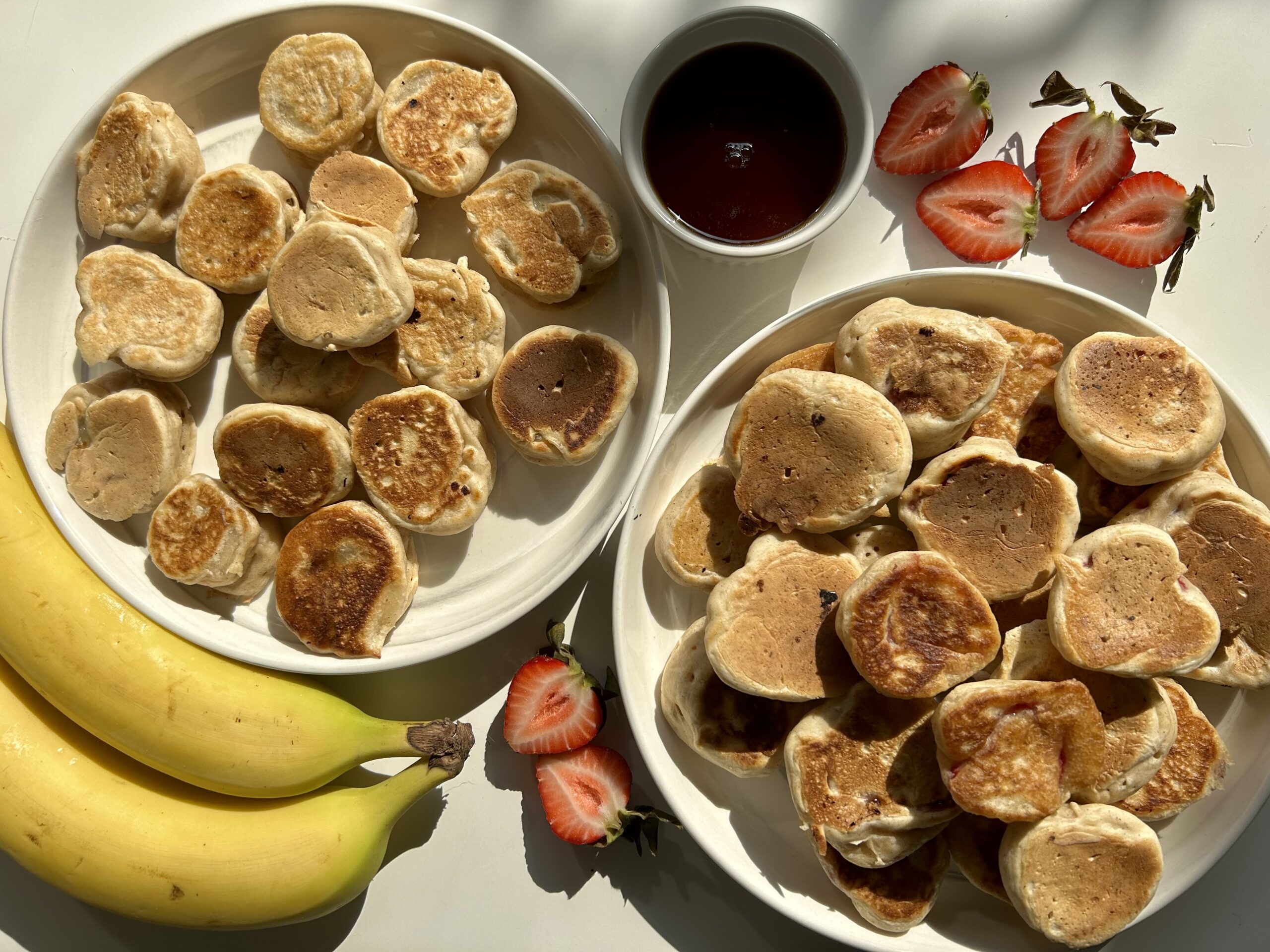 Mini Fruit Pancakes Banana Strawberry Minaelle S Kitchen